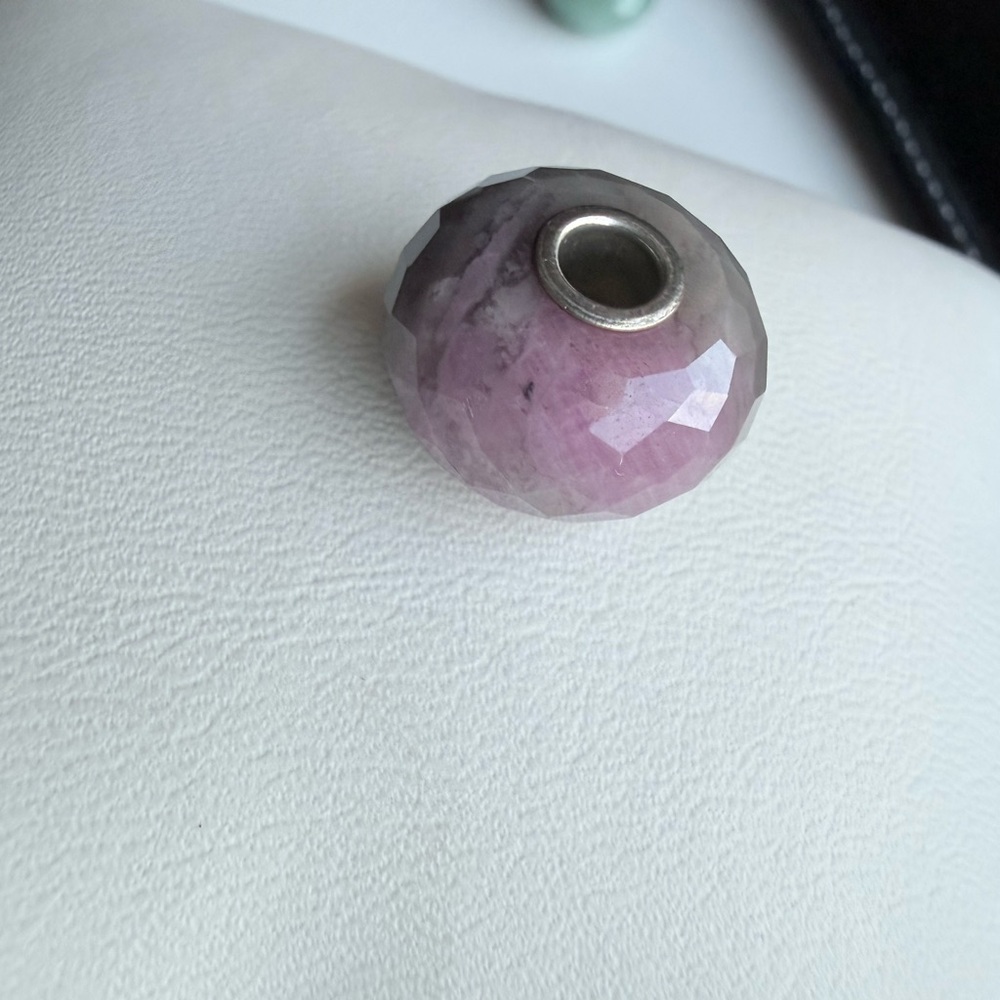 Trollbeads Ruby Rock Bead - Picture 3 of 4